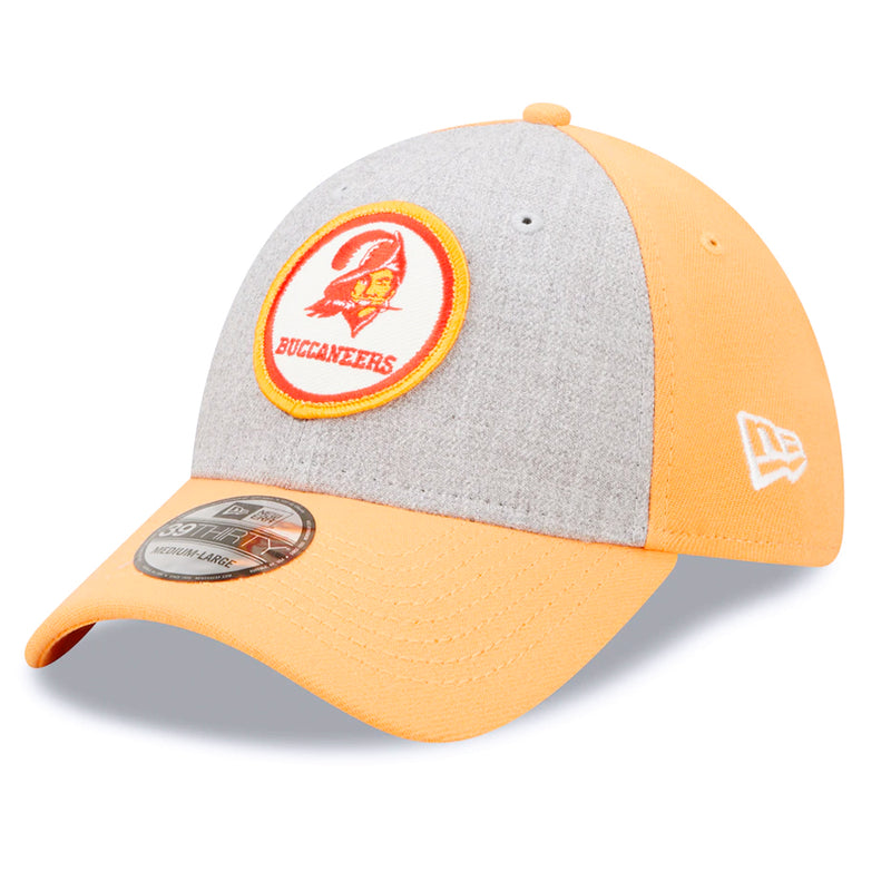 Gorra 39THIRTY Tampa Bay Buccaneers Sideline 2022 Logo Historico Buccs New Era