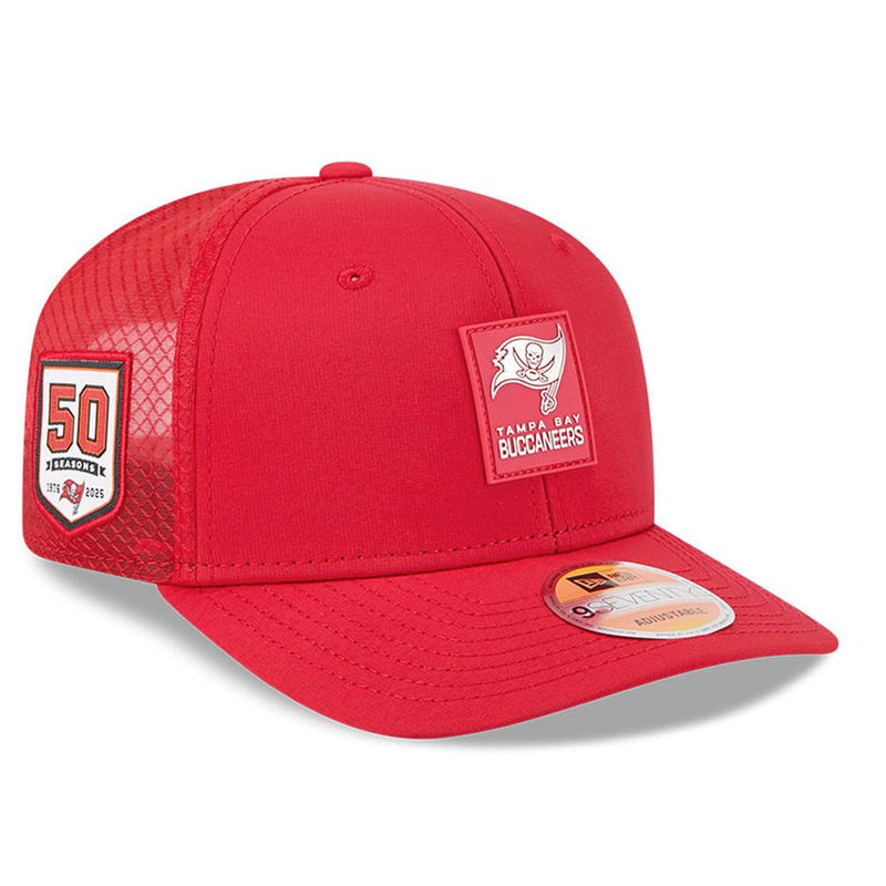Gorra 9SEVENTY Tampa Bay Buccaneers Sideline 2025 New Era