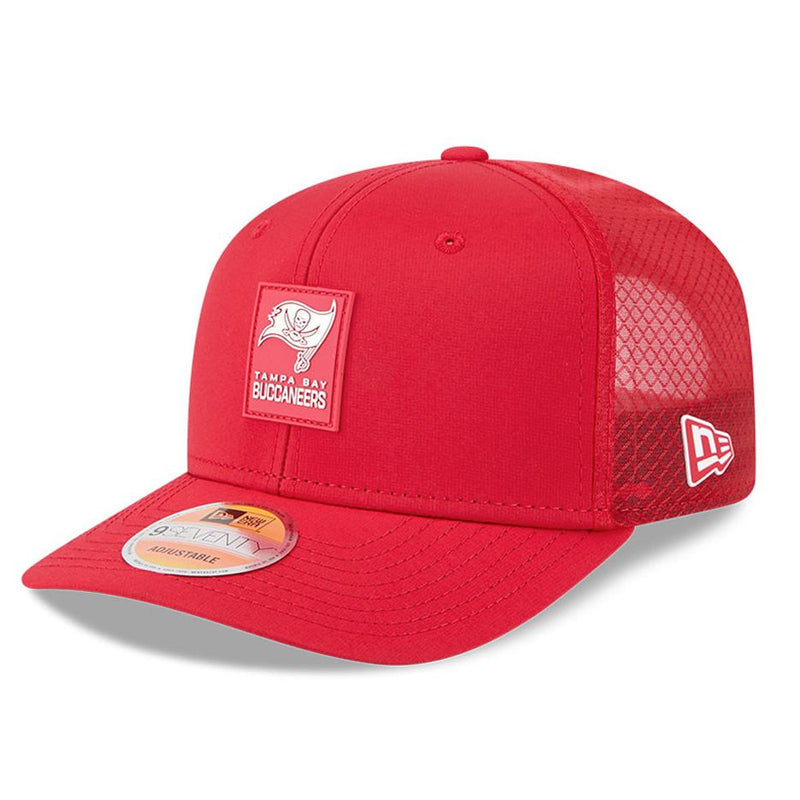 Gorra 9SEVENTY Tampa Bay Buccaneers Sideline 2025 New Era