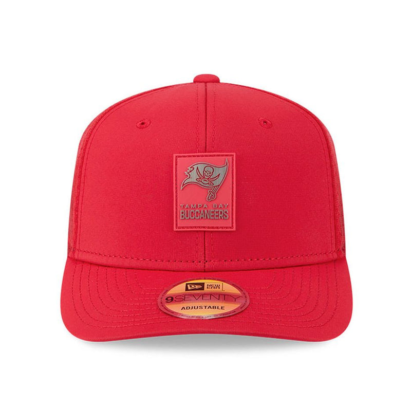 Gorra 9SEVENTY Tampa Bay Buccaneers Sideline 2025 New Era