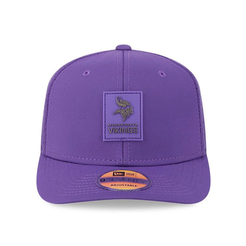 Gorra 9SEVENTY Minnesota Vikings Sideline 2025 New Era