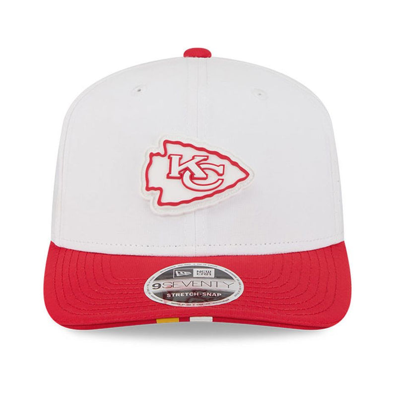 Gorra 9SEVENTY Kansas City Chiefs Training 2025 New Era Blanco
