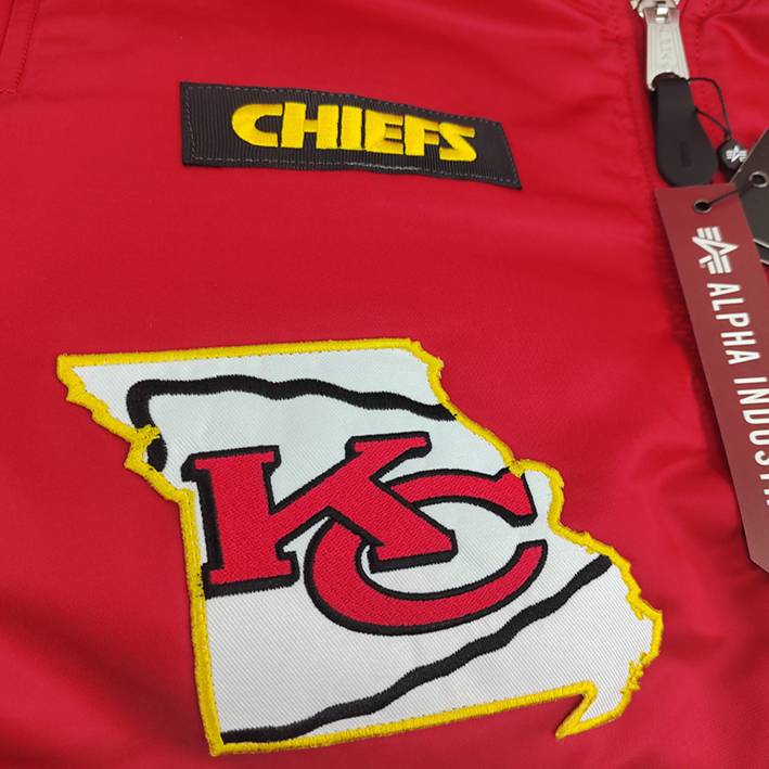Chamarra Kansas City Chiefs Alpha Industries New Era