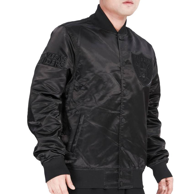 Chamarra Las Vegas Raiders Logo Satin Pro Standard Negro