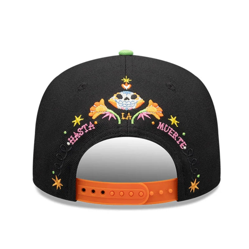 Gorra New Era 9SEVENTY NFL Shield Hasta La Muerte 2026