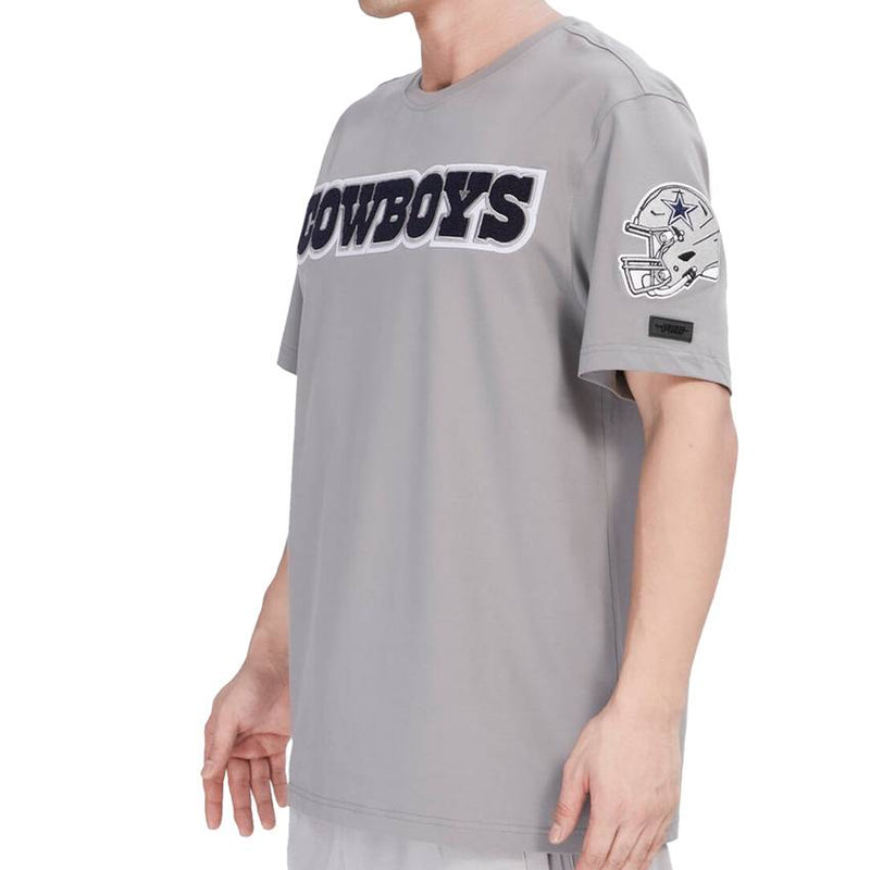 Playera Dallas Cowboys Chenille Pro Standard Gris